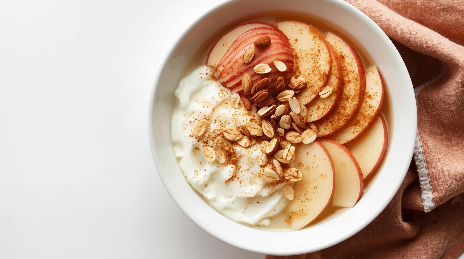 Morning Fuel Bowl (Skyr & Oats)